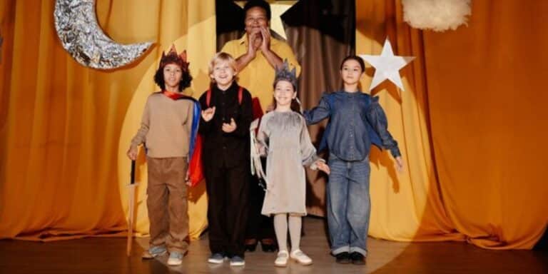 Le recite scolastiche: Come Trasformare il panico da palcoscenico in oscar-winning performance
