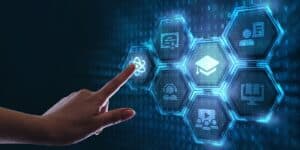 La scuola del futuro è Già Qui: Latino, memoria e intelligenza artificiale nei nuovi programmi scolastici