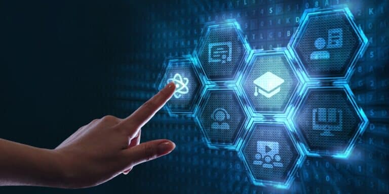 La scuola del futuro è Già Qui: Latino, memoria e intelligenza artificiale nei nuovi programmi scolastici
