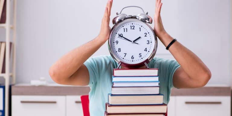 Primo anno di ingegneria gestionale: strategie per superare gli esami con successo