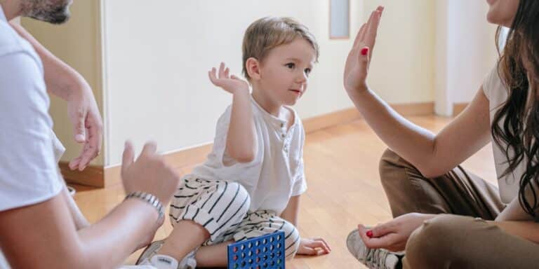 Una normalità straordinaria: come parlare di normalità con i nostri bambini