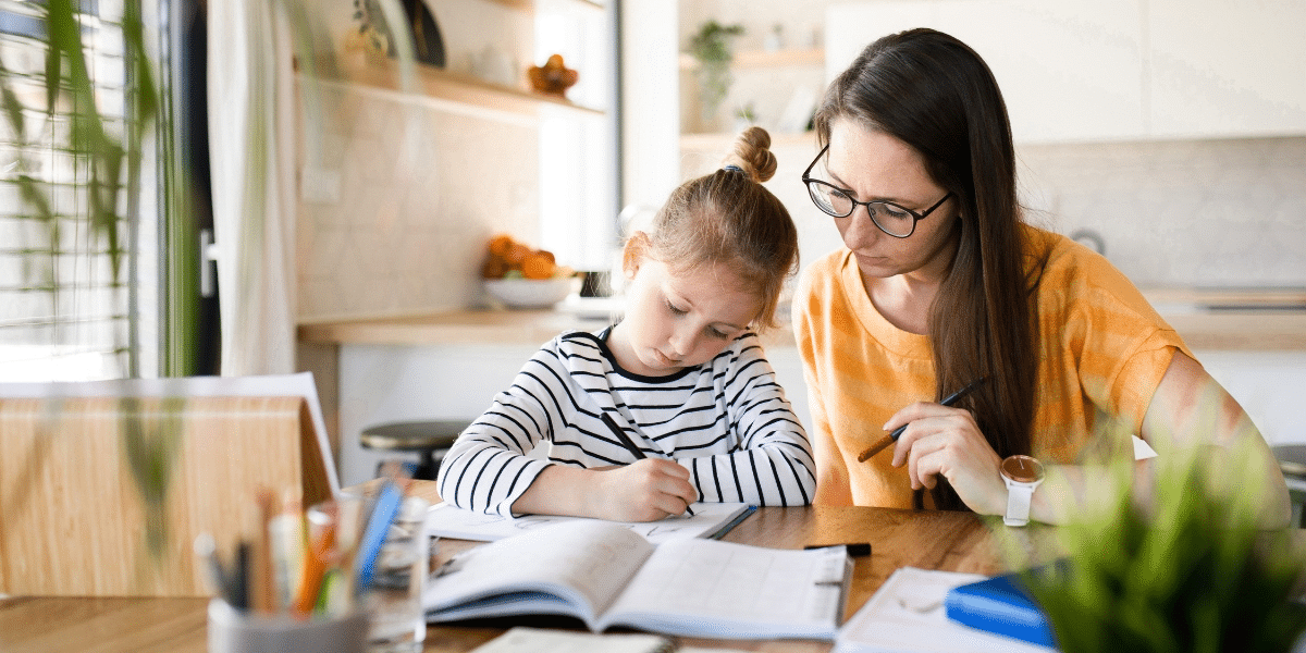 Come incentivare i figli nello studio? 8 principi da seguire.