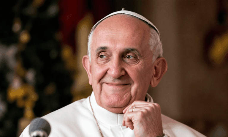 Il messaggio di Papa Francesco che ha toccato il cuore dell'Italia: scopri il motivo dei 5 giorni di lutto nazionale